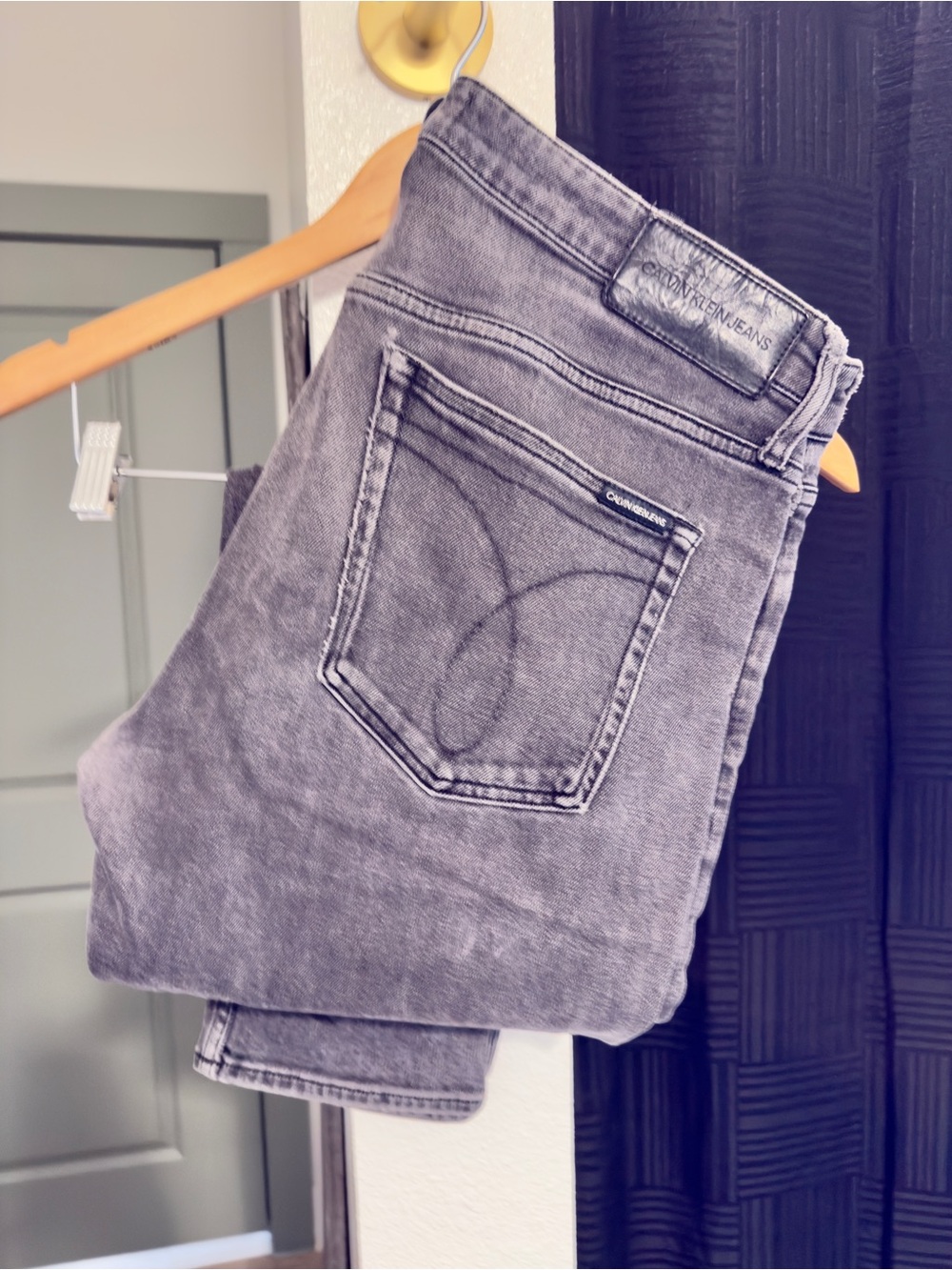 Calvin Klein Jeans Men’s Washed Gray Slim Jeans
